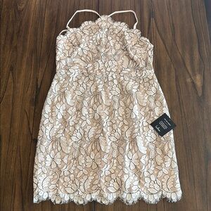 New Lulus Lace dress